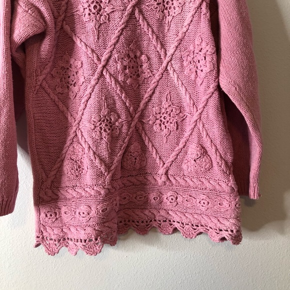 Vintage Pink Intricate Knit Floral Detail Sweater - Picture 4 of 5